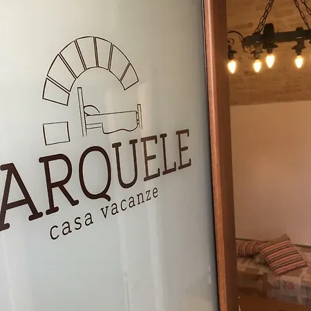L'arquele * Noci
